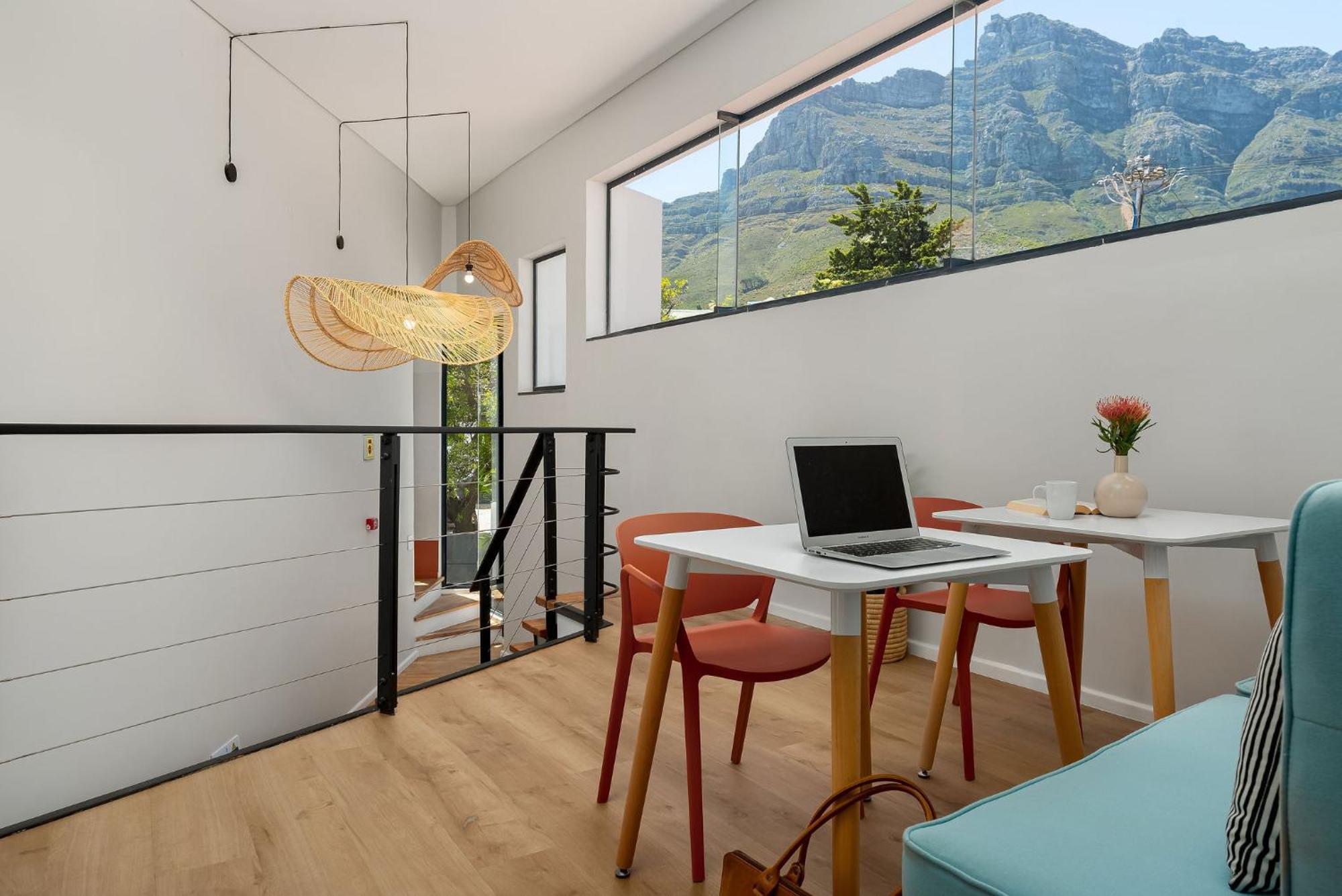 Hotel Neighbourgood 1St Crescent Camps Bay Kapsztad Zewnętrze zdjęcie
