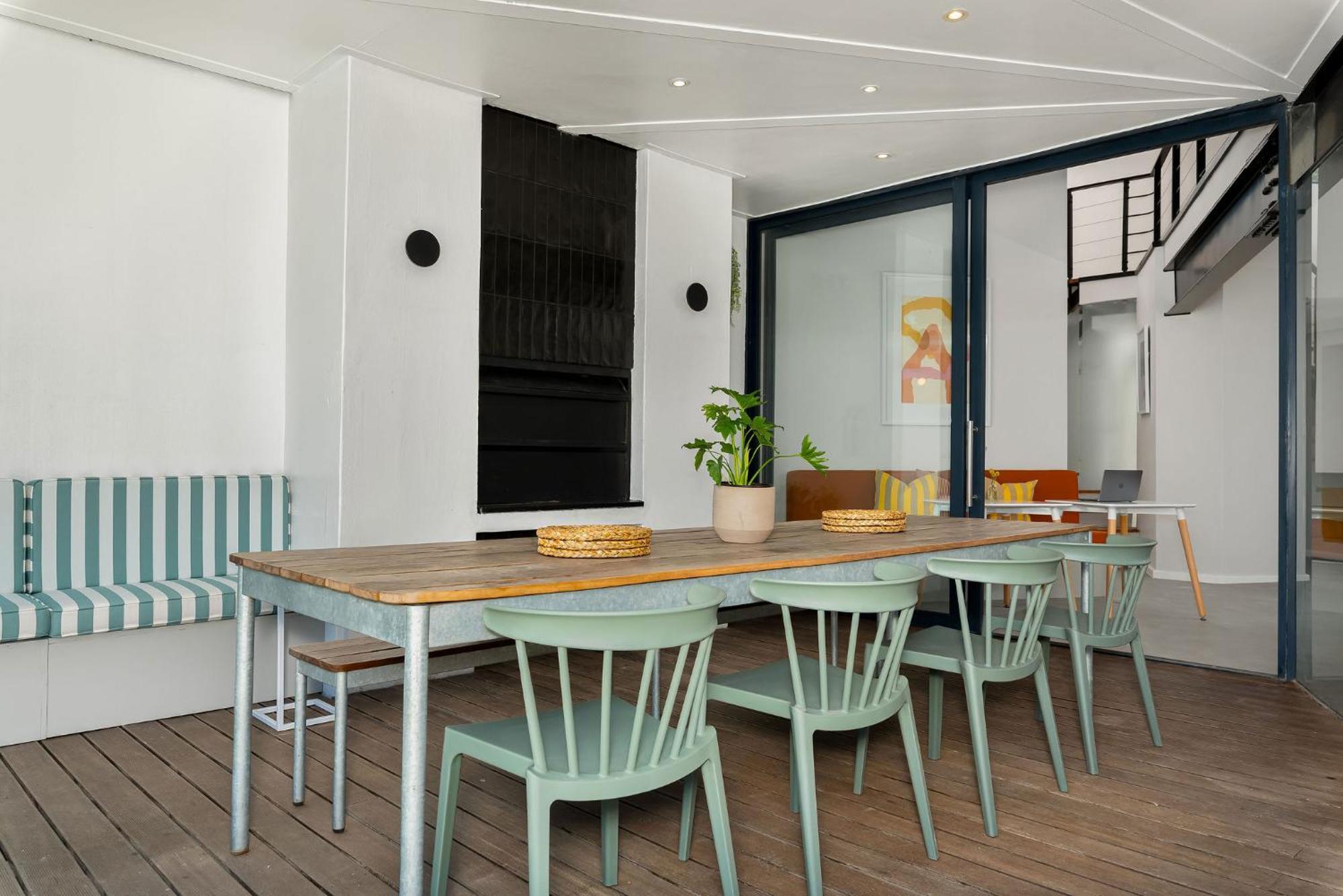 Hotel Neighbourgood 1St Crescent Camps Bay Kapsztad Zewnętrze zdjęcie